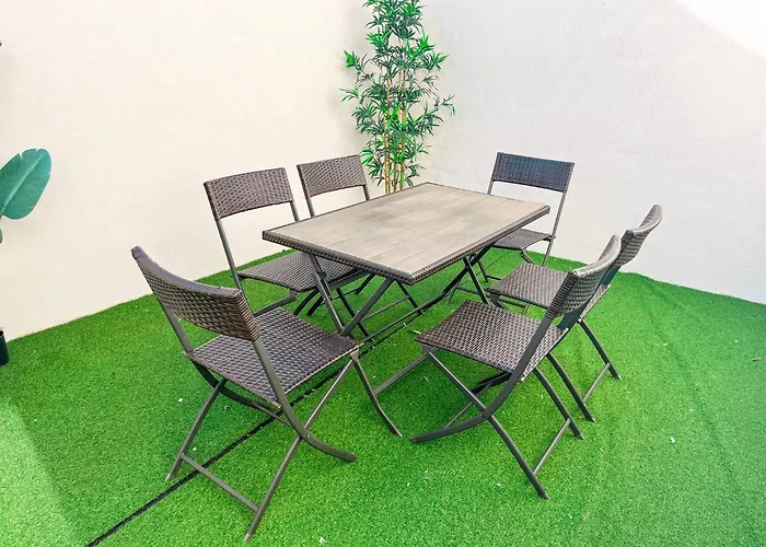 Maison 6 Personnes - *