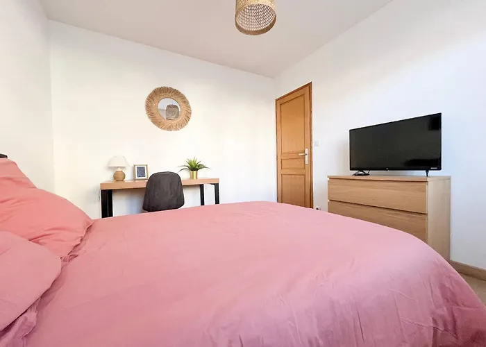 Hébergement de vacances Maison 6 Personnes - *